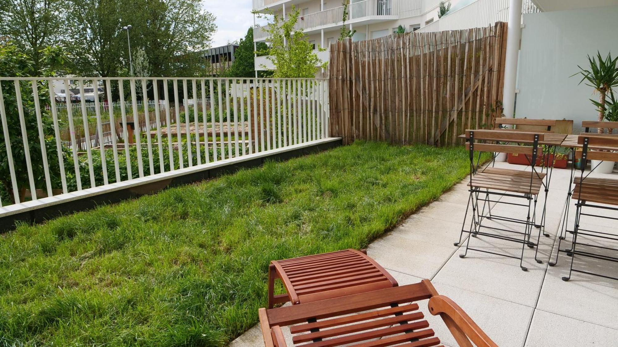 Appartement, Terrasse, Jardin, Parking Au Bord De Paris Нуази-ле-Сек Экстерьер фото